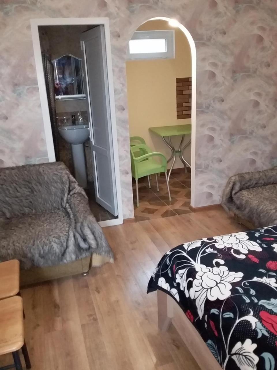 Guest House Medea Τελάβι Εξωτερικό φωτογραφία